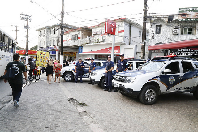 Operação ‘Papai Noel’ reforça segurança no comércio e áreas turísticas de Guarujá