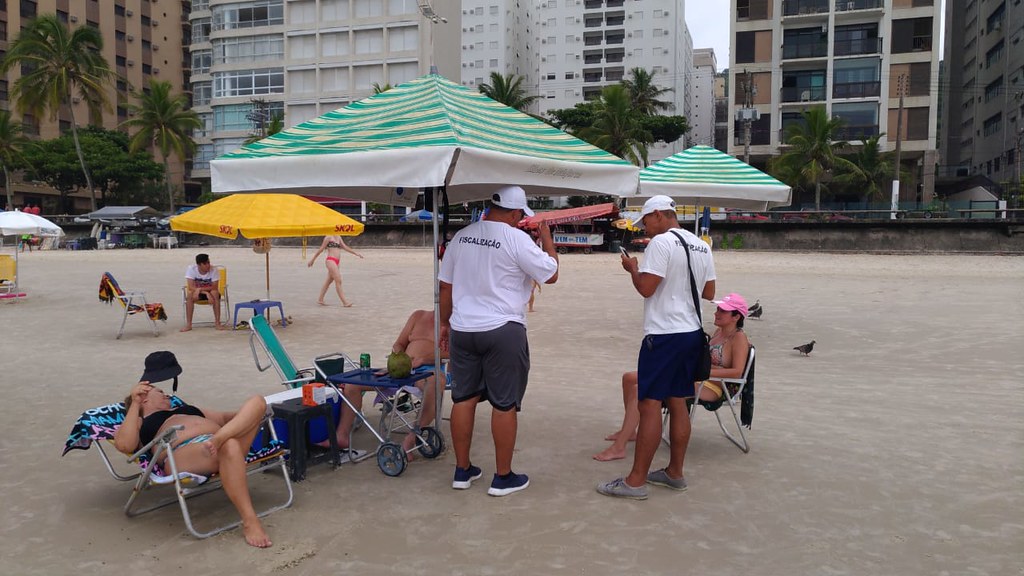 Fiscalização para ordenamento das praias de Guarujá começa neste sábado (14)
