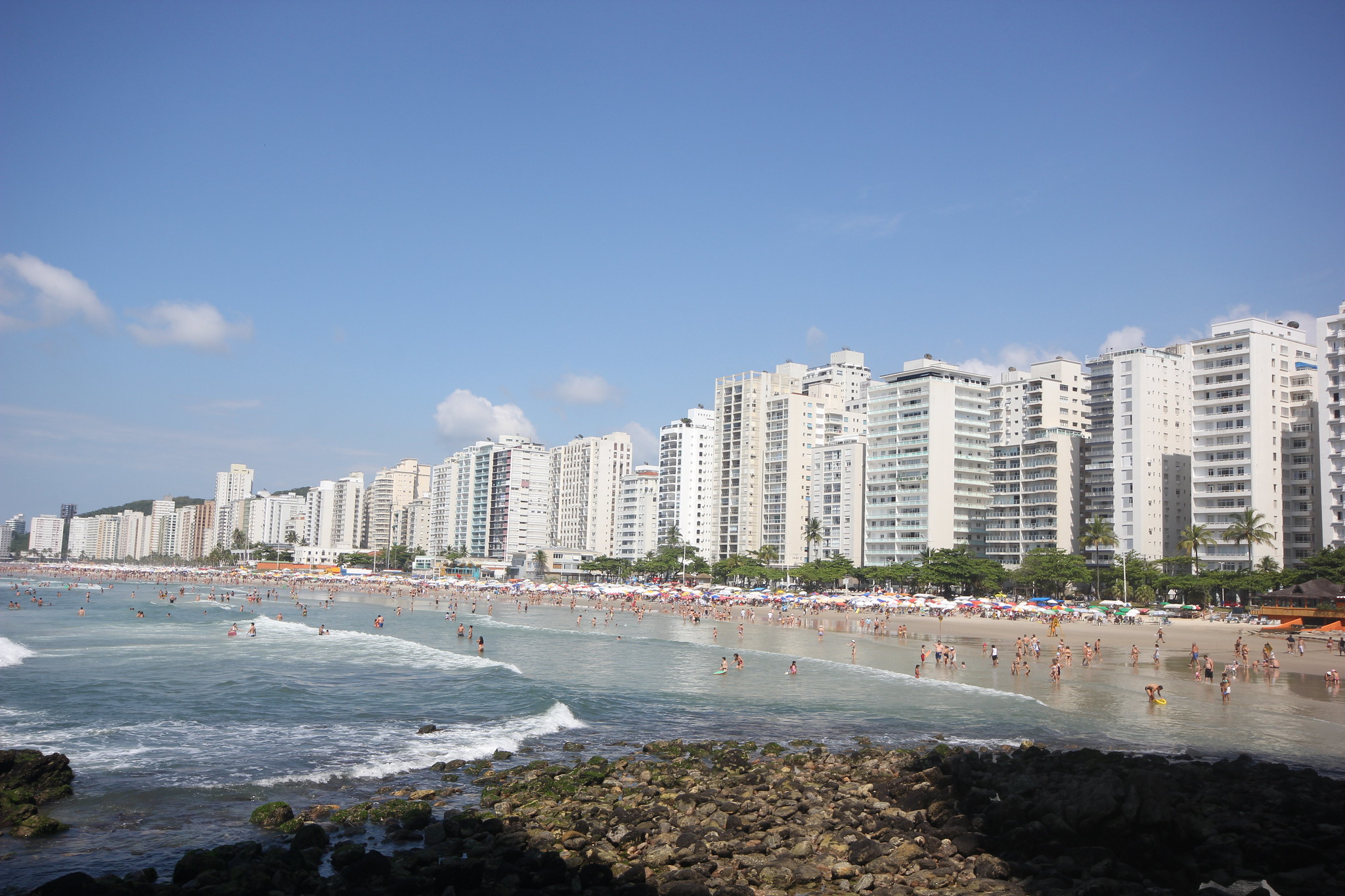 Guarujá é terceira cidade mais procurada do Brasil para férias em família