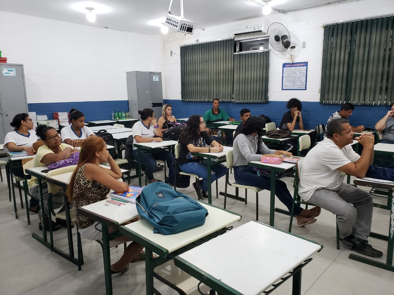Rematrículas para Educação de Jovens e Adultos terminam nesta sexta-feira (10)