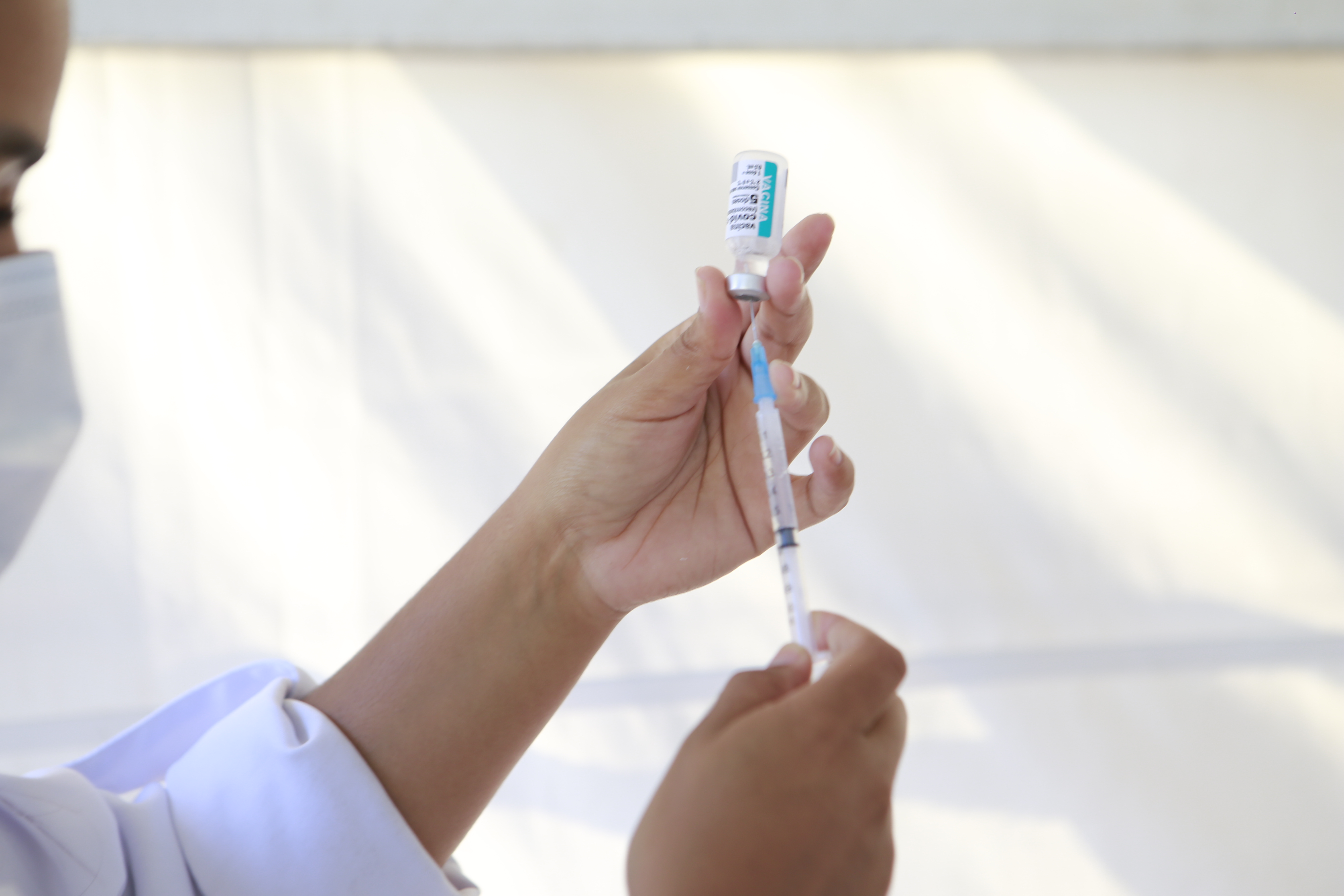 Guarujá antecipa vacinação do público de 58 e 59 anos a partir de segunda (14)