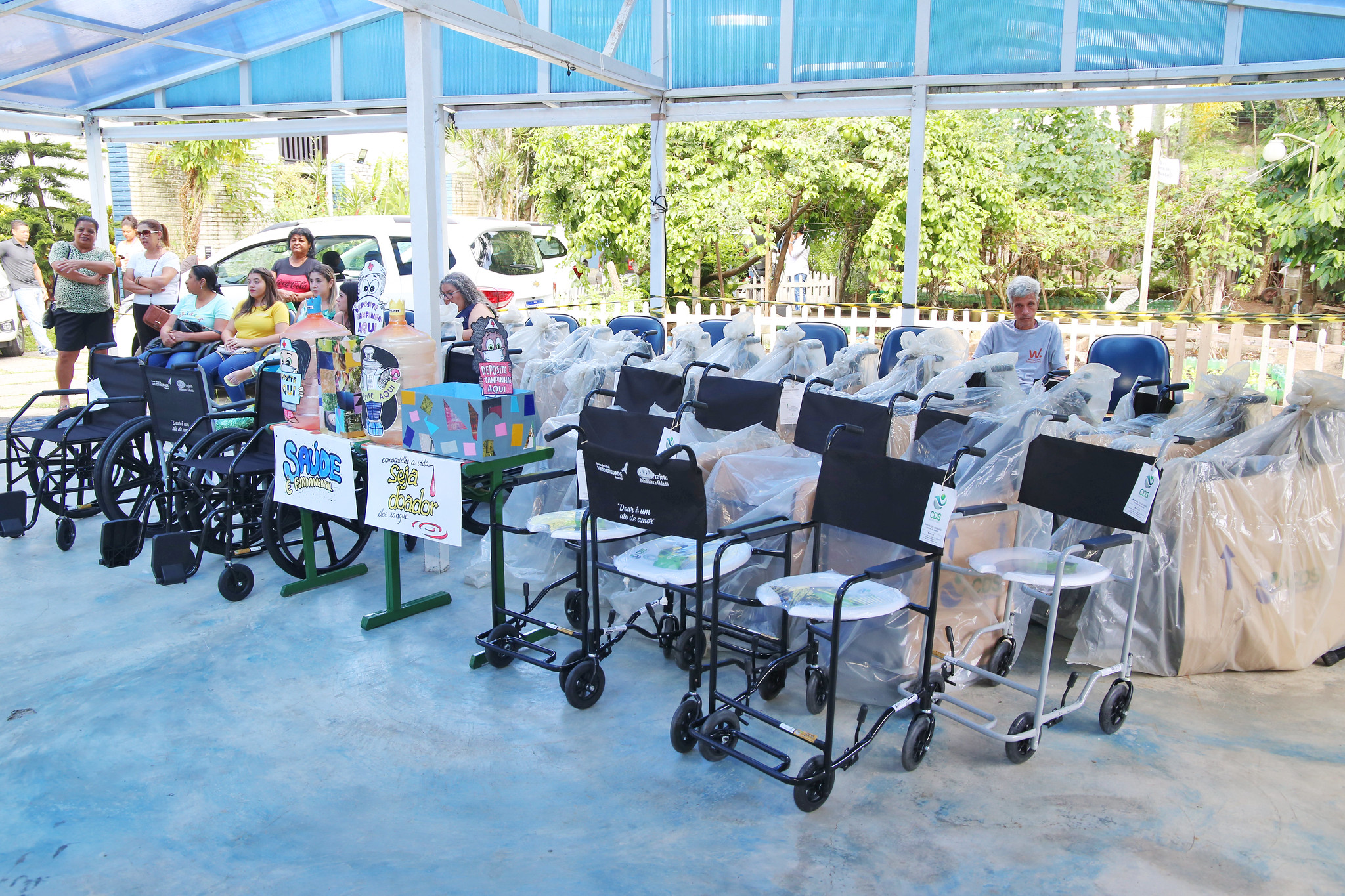 Guarujá entrega 50 cadeiras de rodas e itens de mobilidade nesta terça-feira