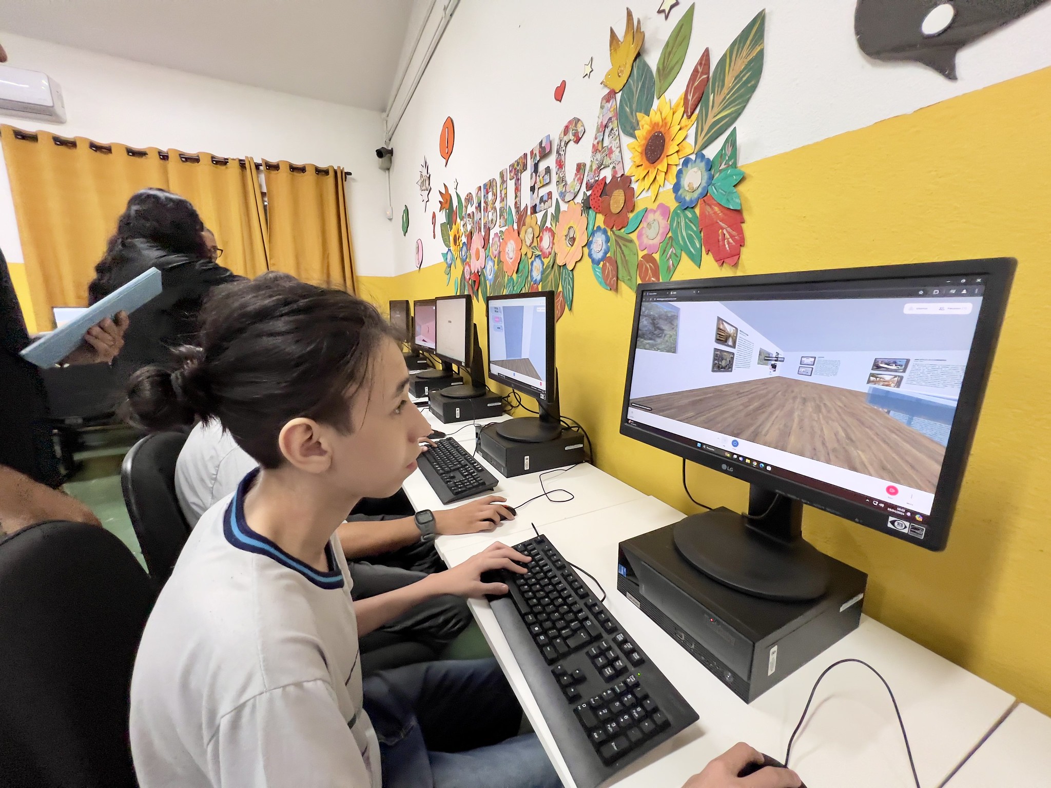 Guarujá lança primeira Biblioteca Digital em 3D da Região