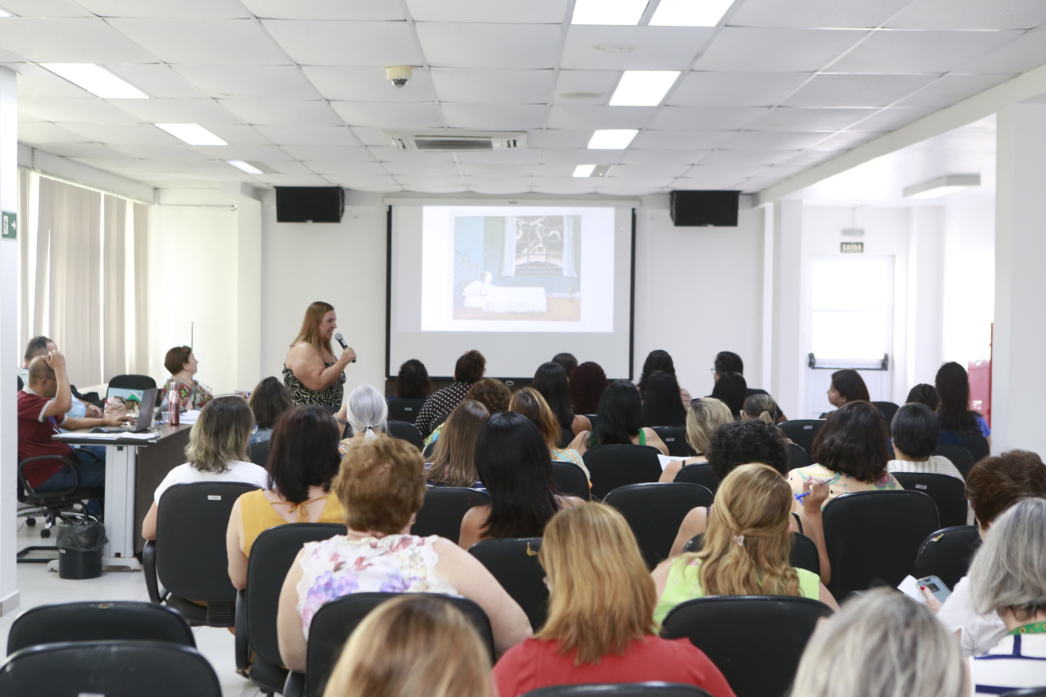 Professores de Guarujá passam por formação do Governo do Estado