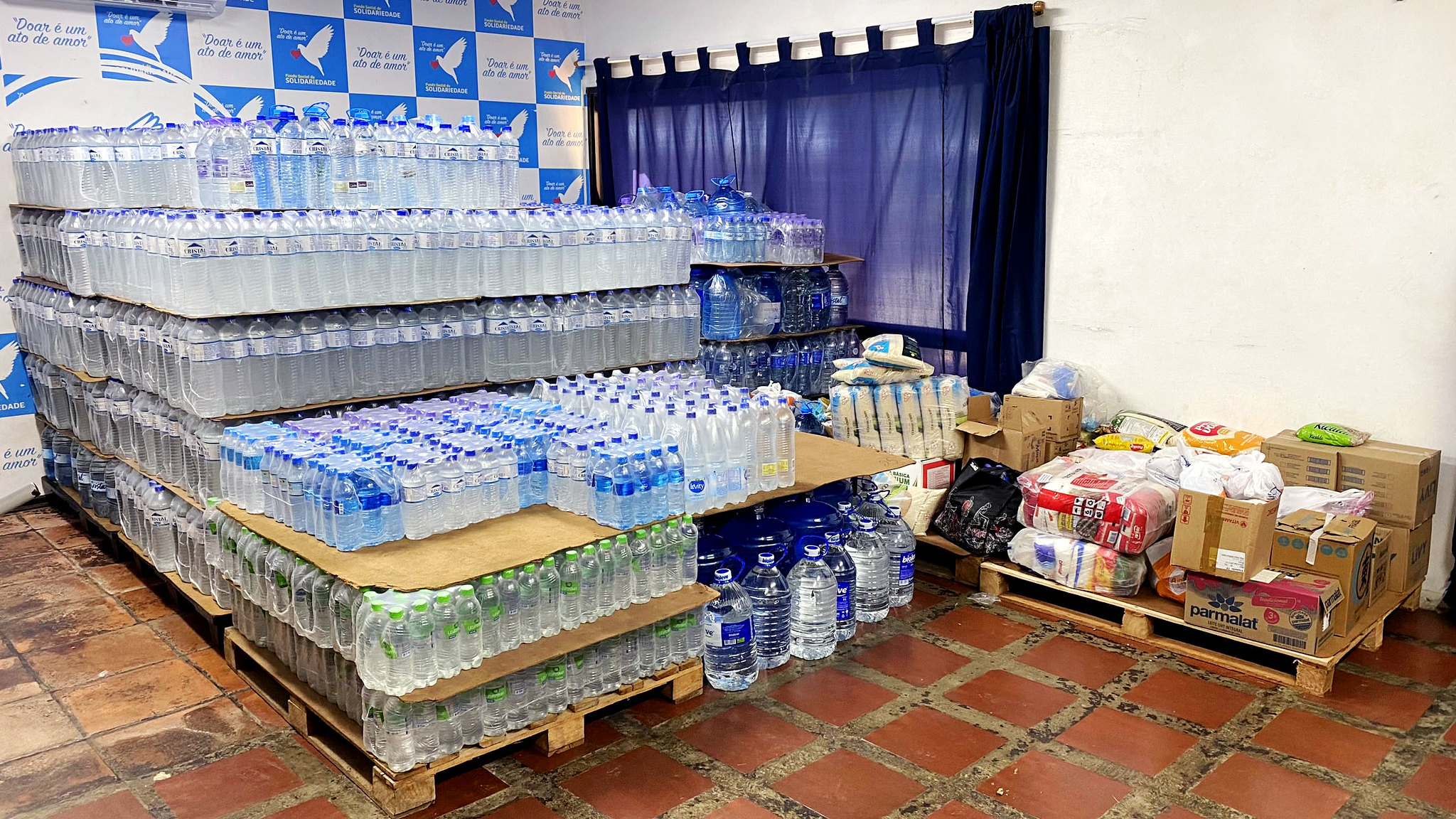 Guarujá encerra campanha para vítimas do Sul com meia tonelada de alimentos arrecadados