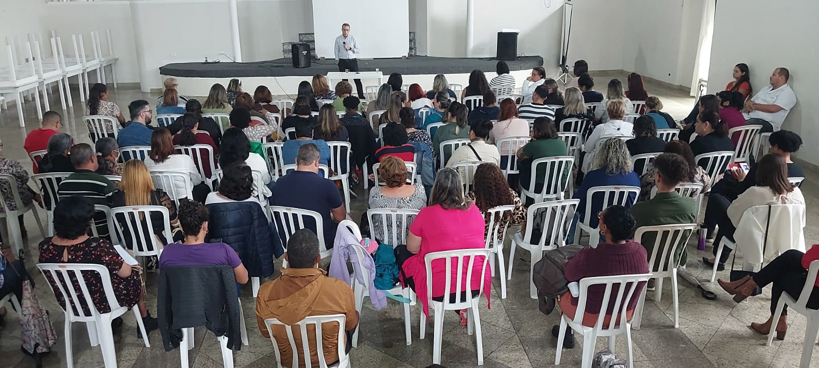 Servidores de Guarujá participam de encontro com a Defensoria Pública