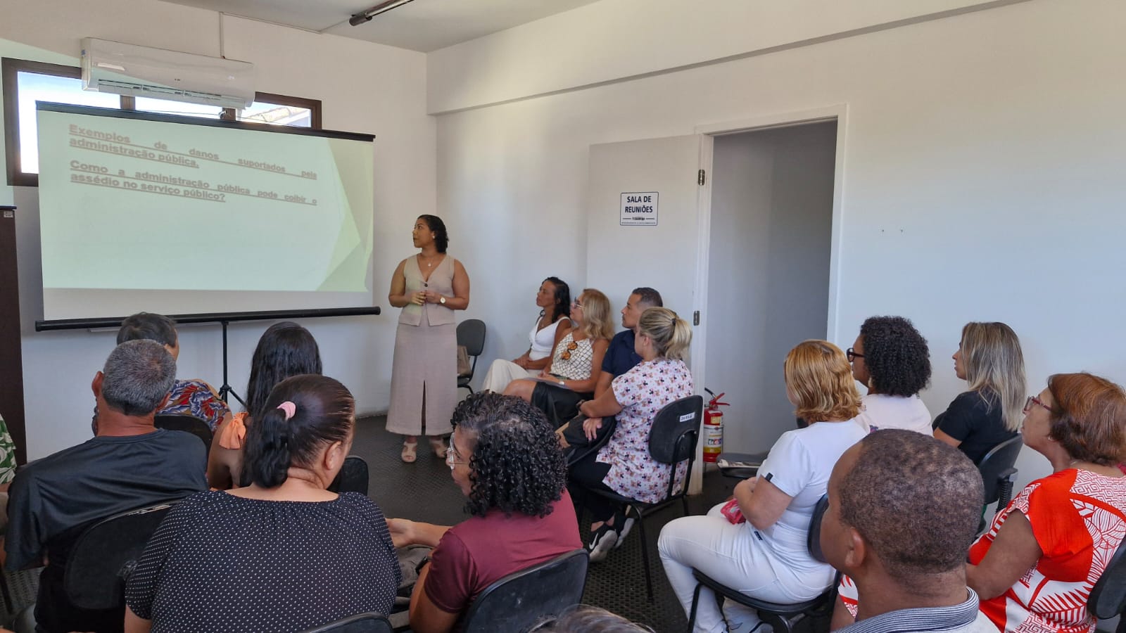 Palestra celebra Dia da Mulher na Casa de Apoio ao Servidor