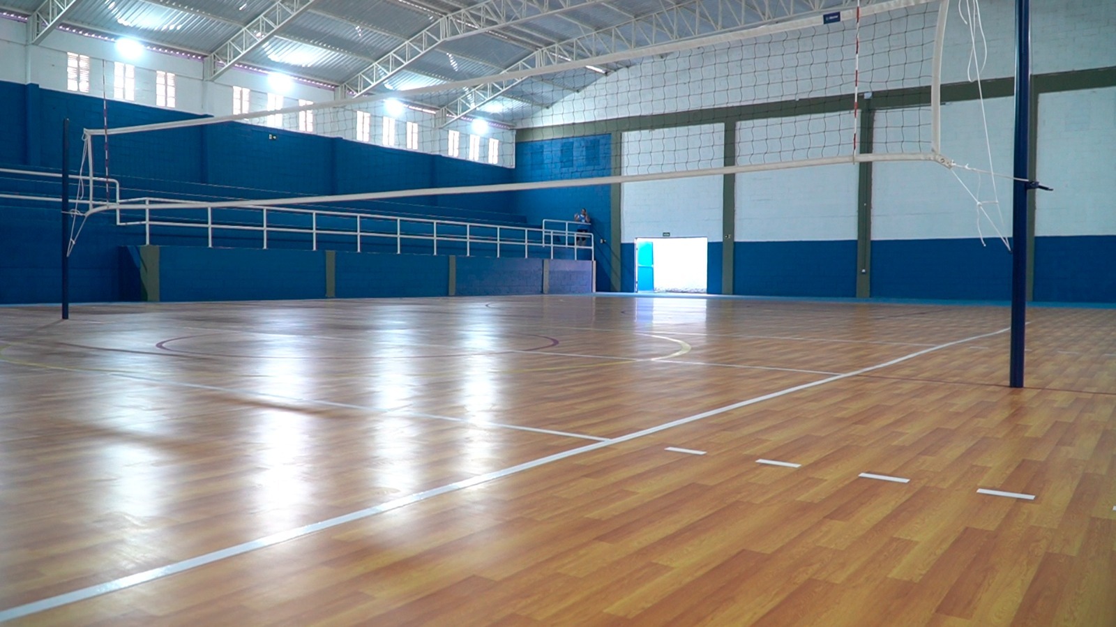 Guarujá entrega nova quadra do Ginásio Tejereba e anuncia aumento de Bolsa Incentivo
