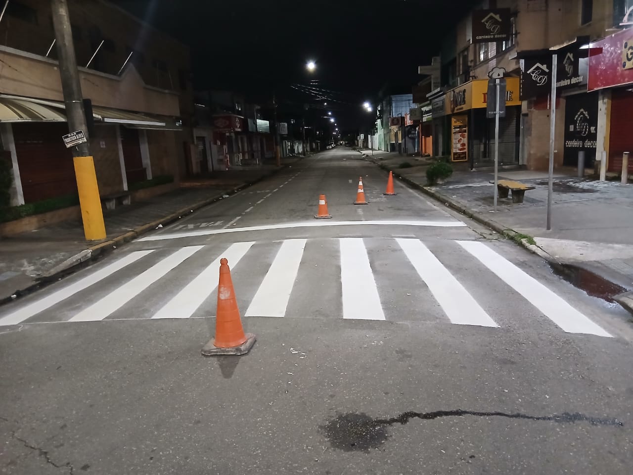 Prefeitura de Guarujá revitaliza sinalização de solo da Avenida Thiago Ferreira