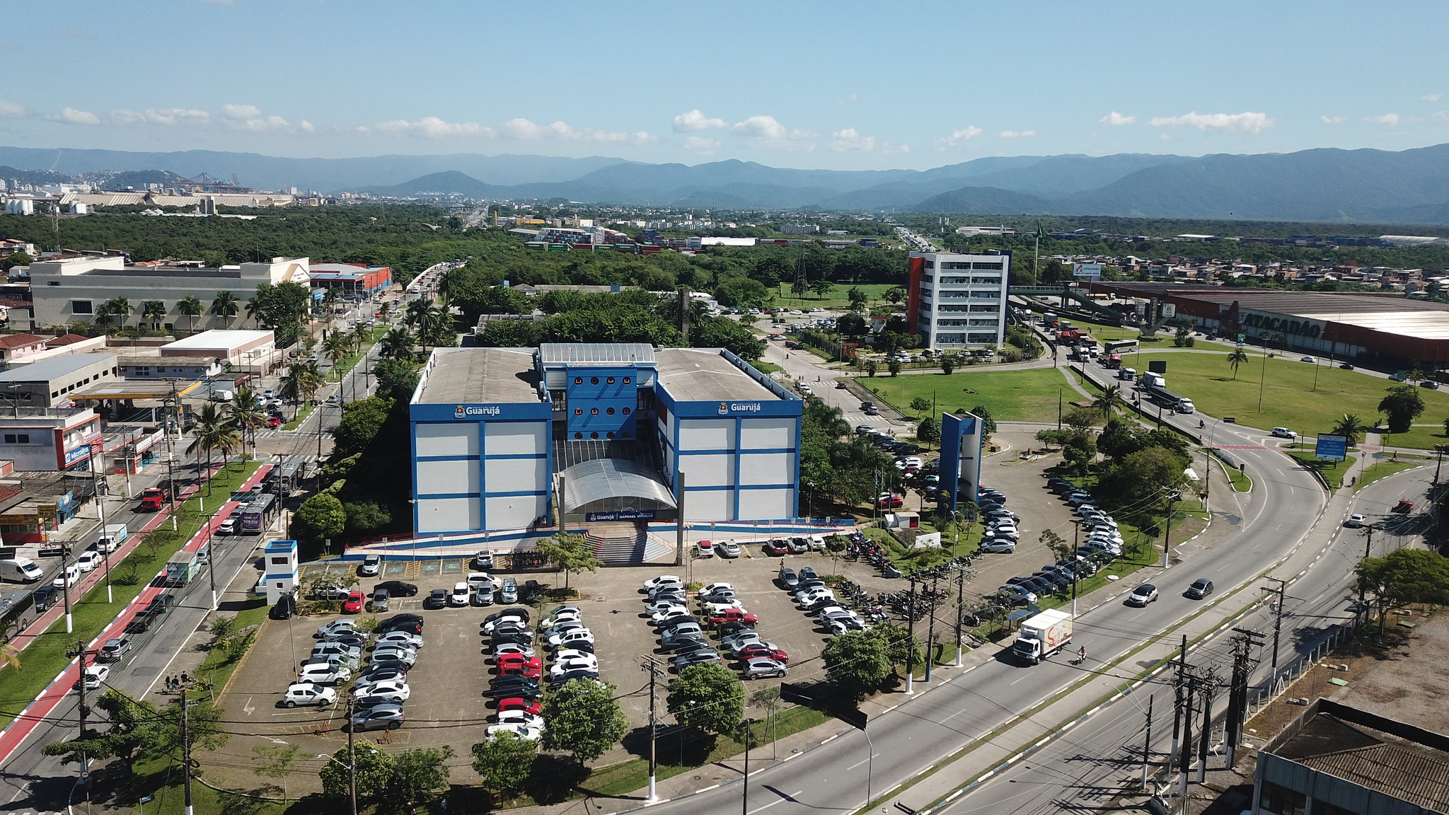 Guarujá abre inscrições para capacitação de taxistas e motoristas de aplicativos