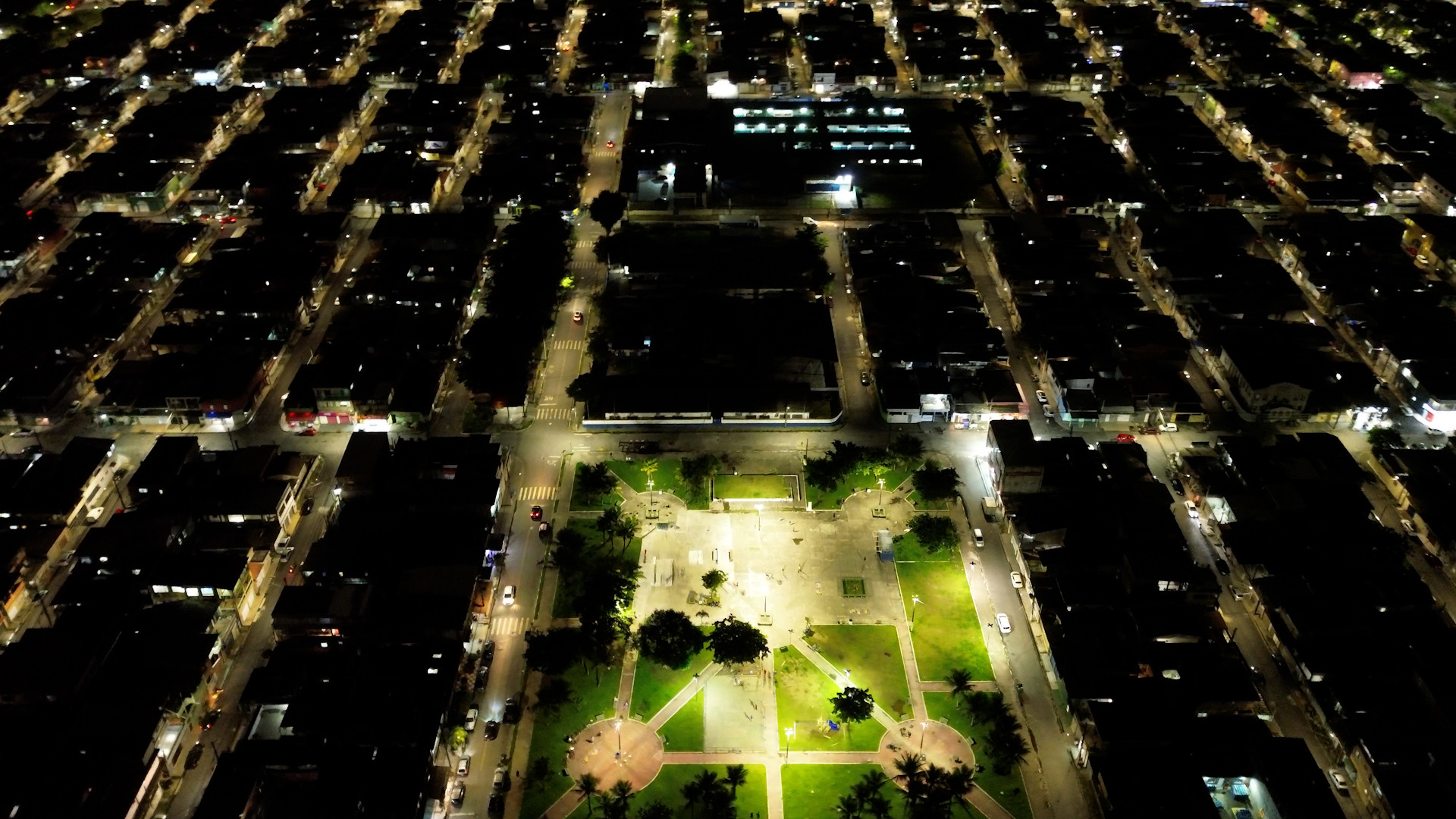 Guarujá é a primeira cidade da Baixada Santista com iluminação 100% LED