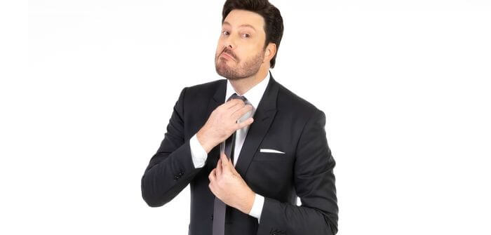 Stand-up de Danilo Gentili é a atração desta sexta-feira (27) no Teatro Procópio Ferreira