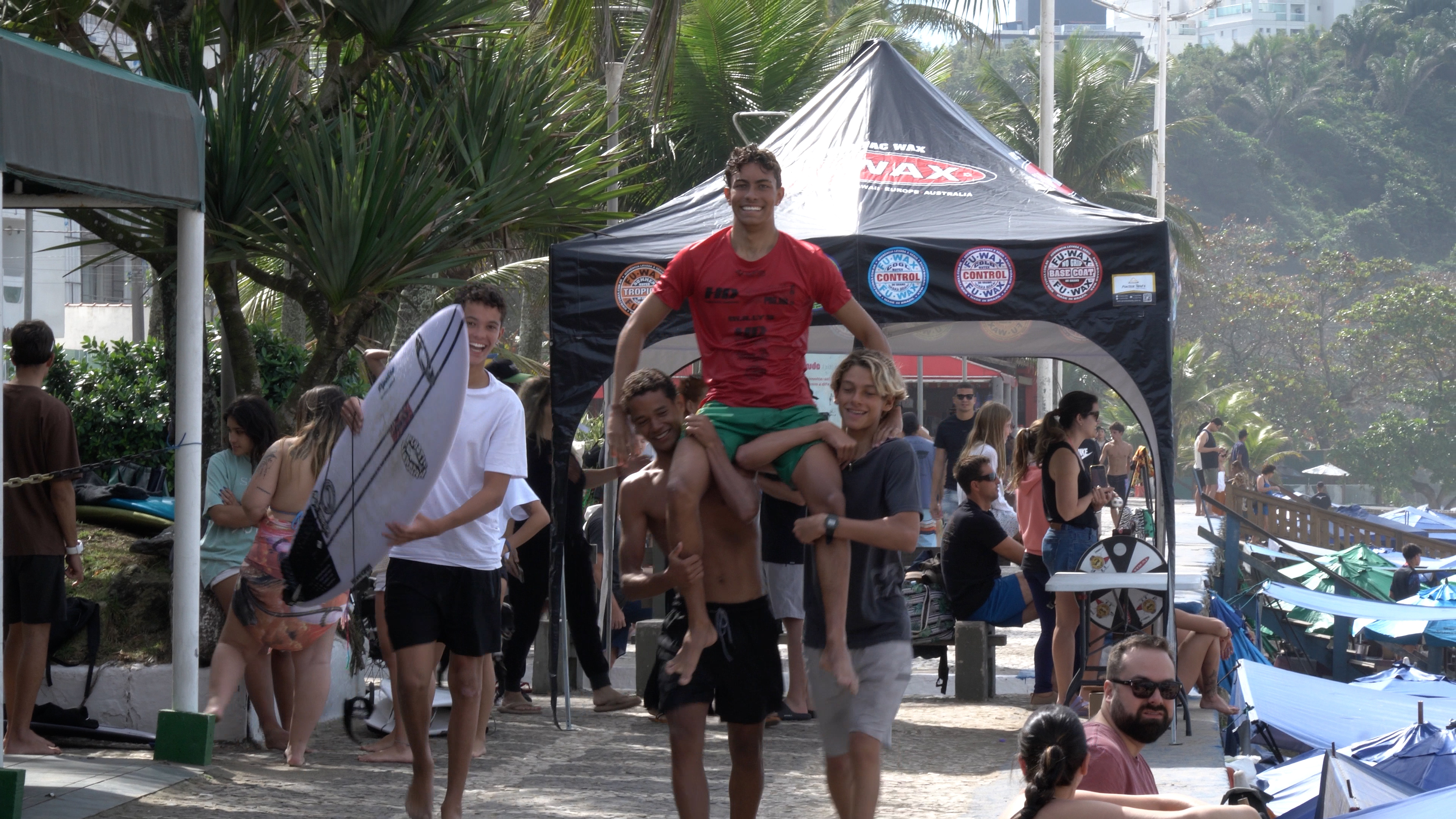 Guarujá conquista nove primeiros lugares em 17 pódios no Circuito Guarujaense de Surf
