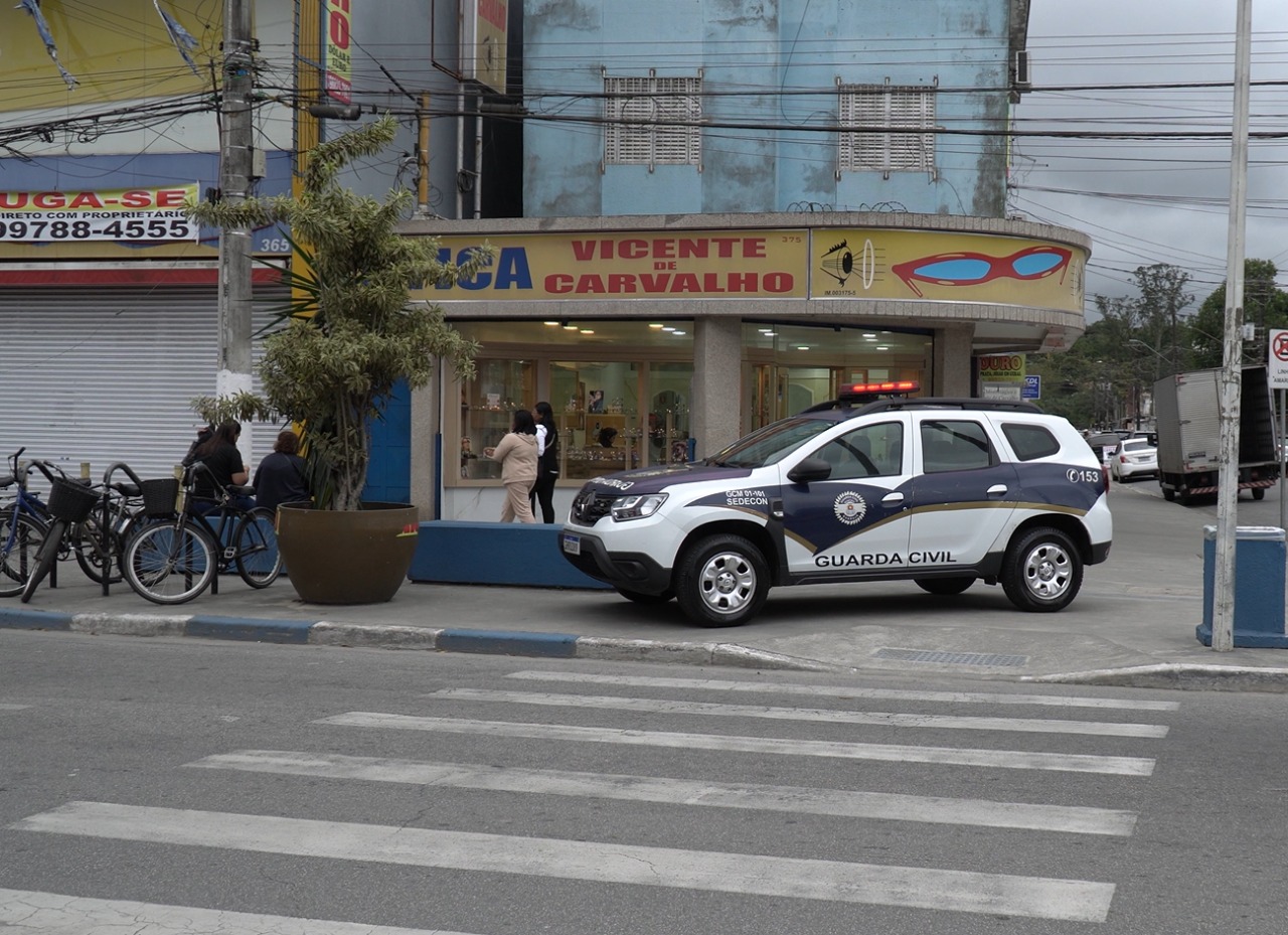 Operação Dia dos Pais continua até domingo em Guarujá