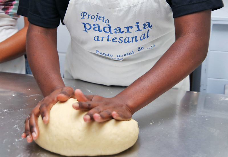 Fundo Social inaugura Padaria Artesanal na Vila Baiana em parceria com o Lar Elizabeth