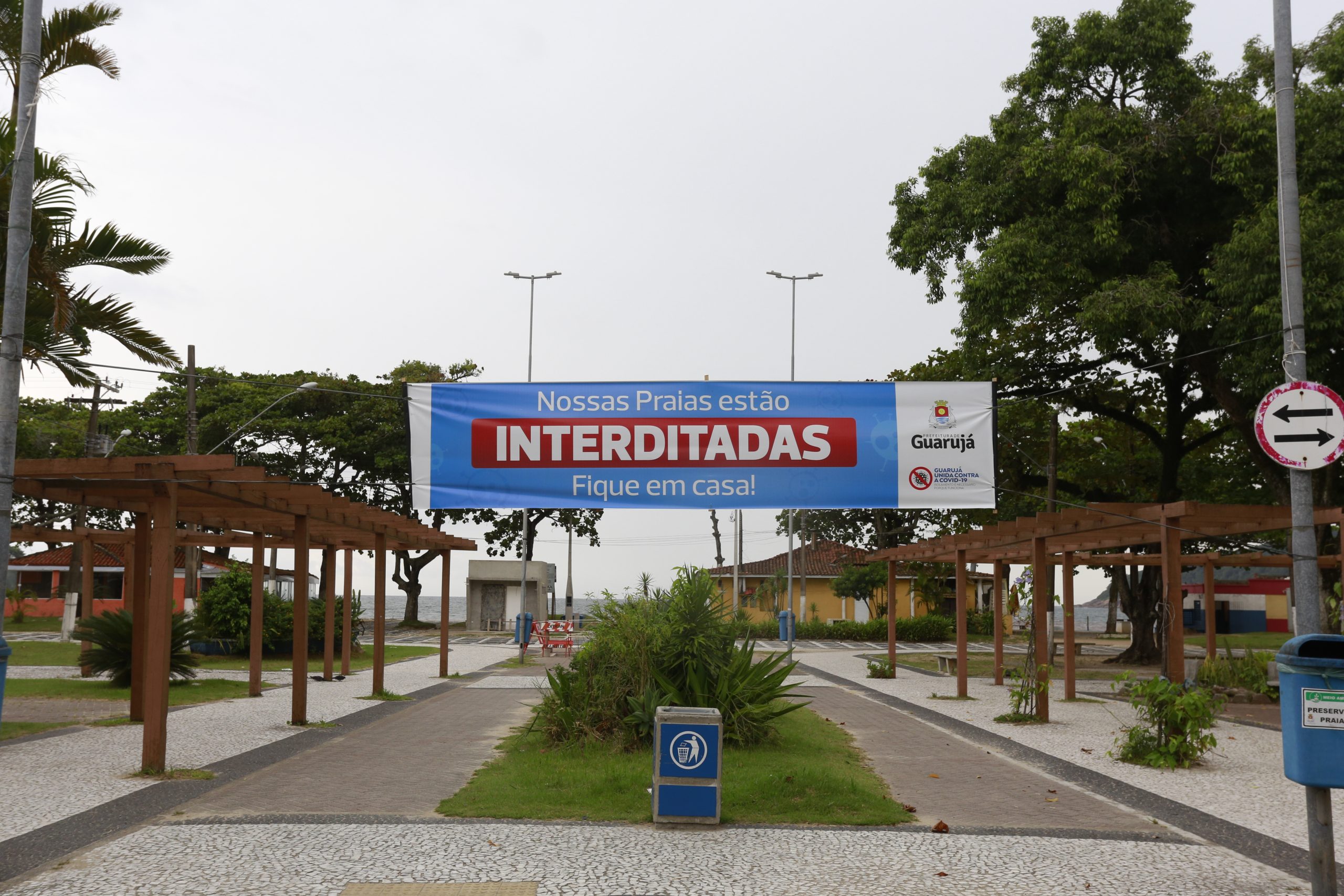 Avenidas de Guarujá, SP, têm novas regras de estacionamento